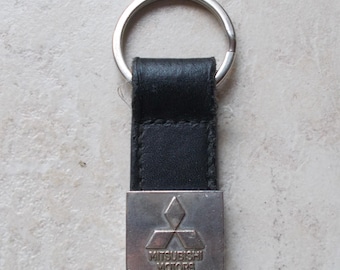 Vintage MITSUBISHI Cars Keychain key ring France antique vtg garage 2000s silver