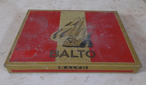 cigarettes with 2 gold stripes Antique Tobacco Box Cigarettes BALTO France Vintage Red Vtg Old French #2