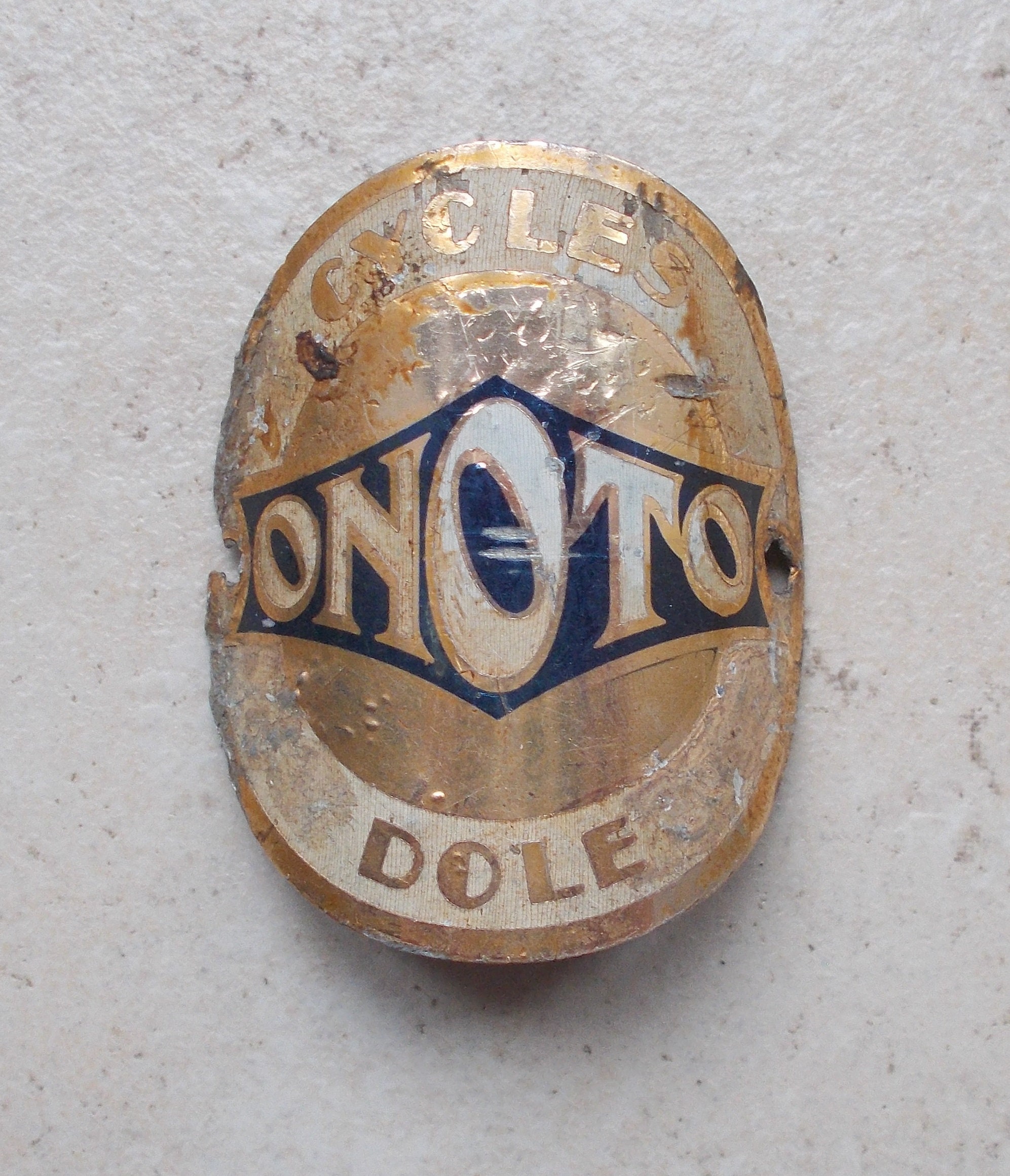 Vintage Cycles ONOTO France Bicycle Head Badge Antique Bike French