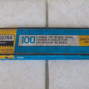 Antieke vintage blauwe handzaagbladen doos ULTRA Record Demurger blikken doos