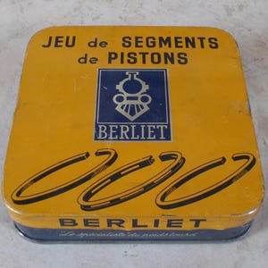 Vintage BERLIET box garage automobilia Piston ring Set France antique old vtg #2