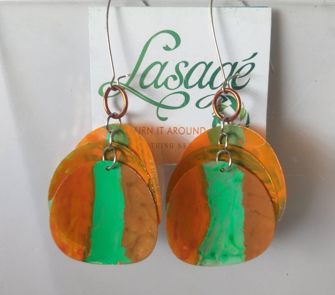 Plastic bottle deals earrings