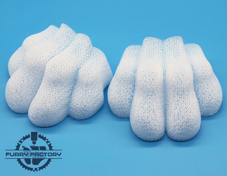 Flexible TPU fursuit toes designed for comfort and realism, perfect for any furry character.