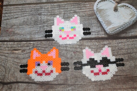 Lot 3 Tetes De Chat Confectionnes En Perles A Repasser Etsy