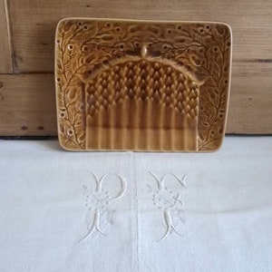 Antique asparagus dish / presentation dish Sarreguemines France / barbotine dish 1970s / vintage tableware