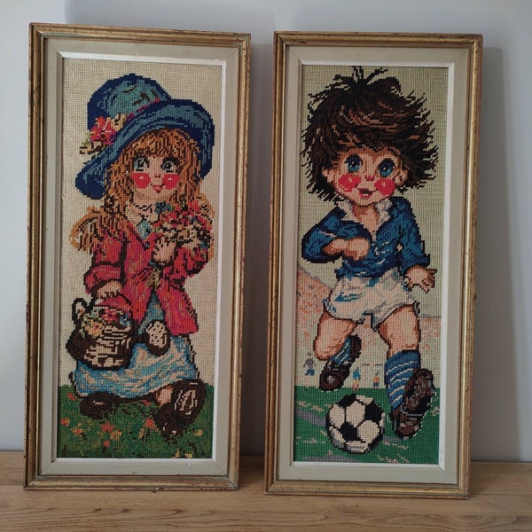 Lot de 2 cadres vintage années 1970 / cadres poulbots vintage en canevas / déco années 70