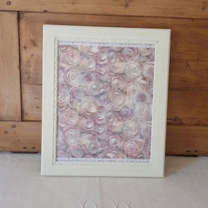 Large vintage shabby chic frame / old rose decor / shabby chic and romantic patinated frame