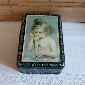 Antique tin box / vintage biscuit box / antique sewing box / vintage box 1950s