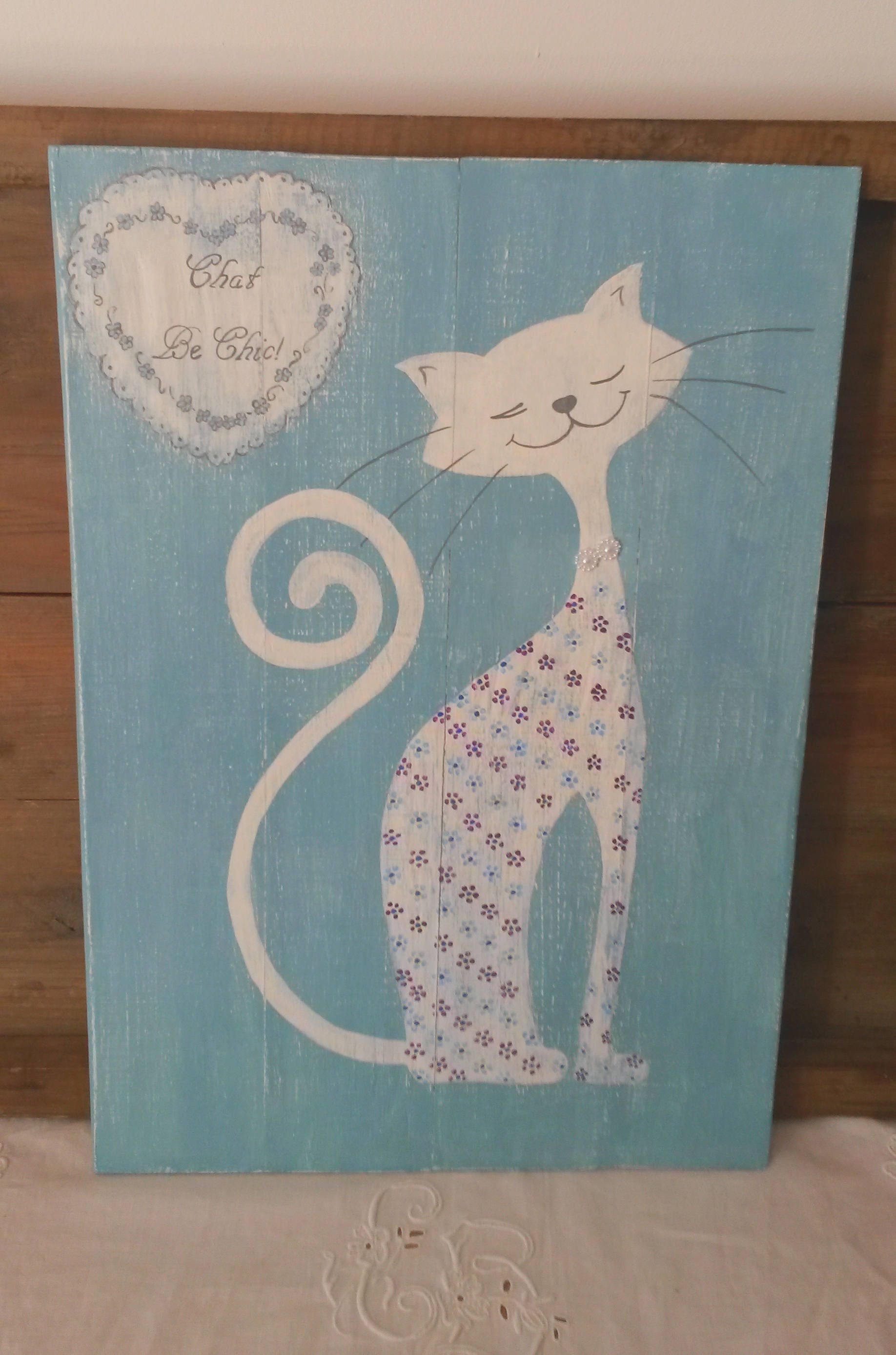 Tableau en Bois Patiné Esprit Shabby Chic/Illustration de Chat Peinte à La Main