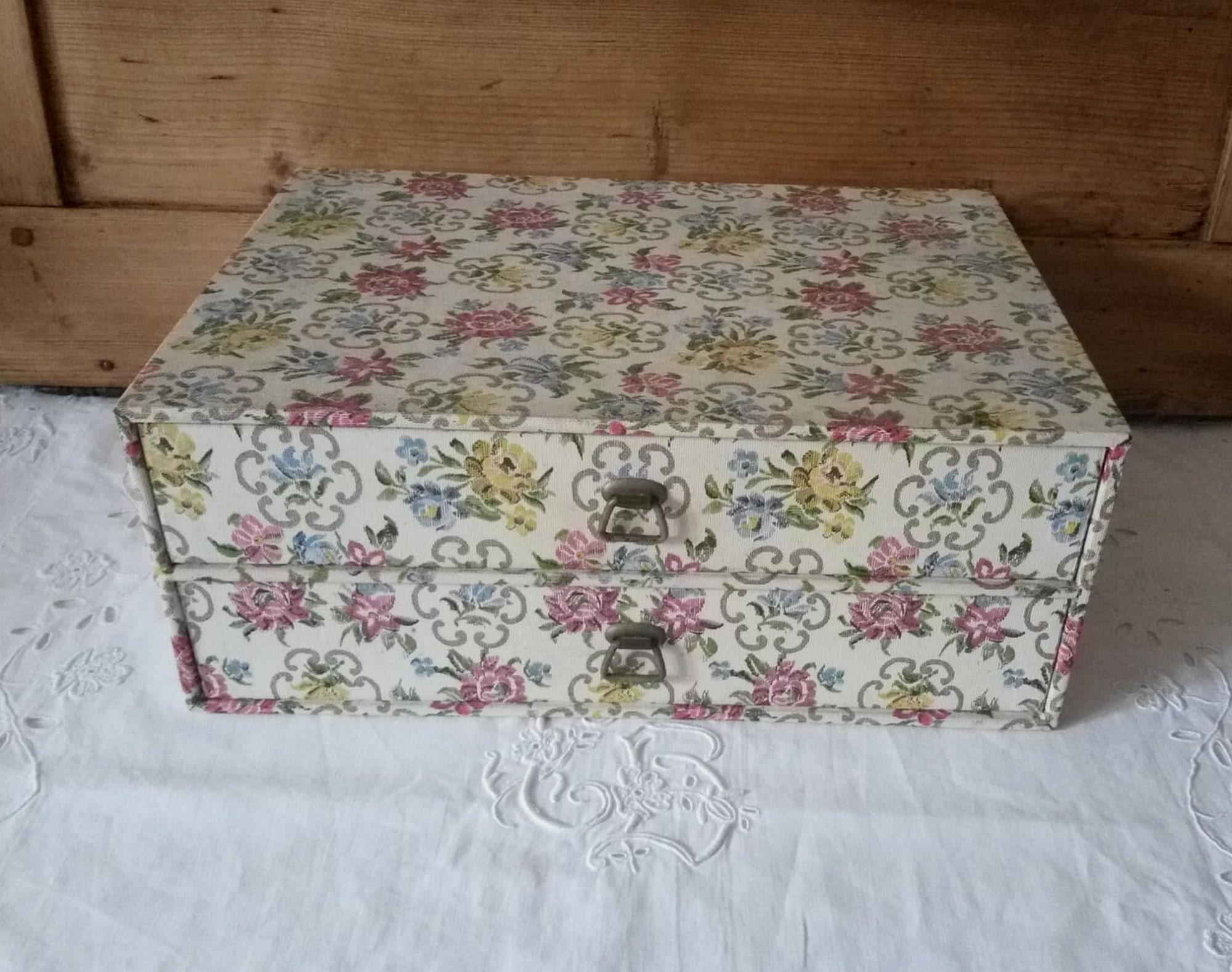 Boîte Ancienne Début Xxème/Boîte Vintage en Tissu à Bijoux Couture Antique French Fabric Box