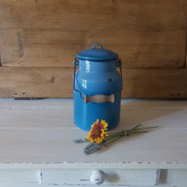 Vintage milk pot / old blue enamelled milk jar / enamelled metal object 1950s / French country living