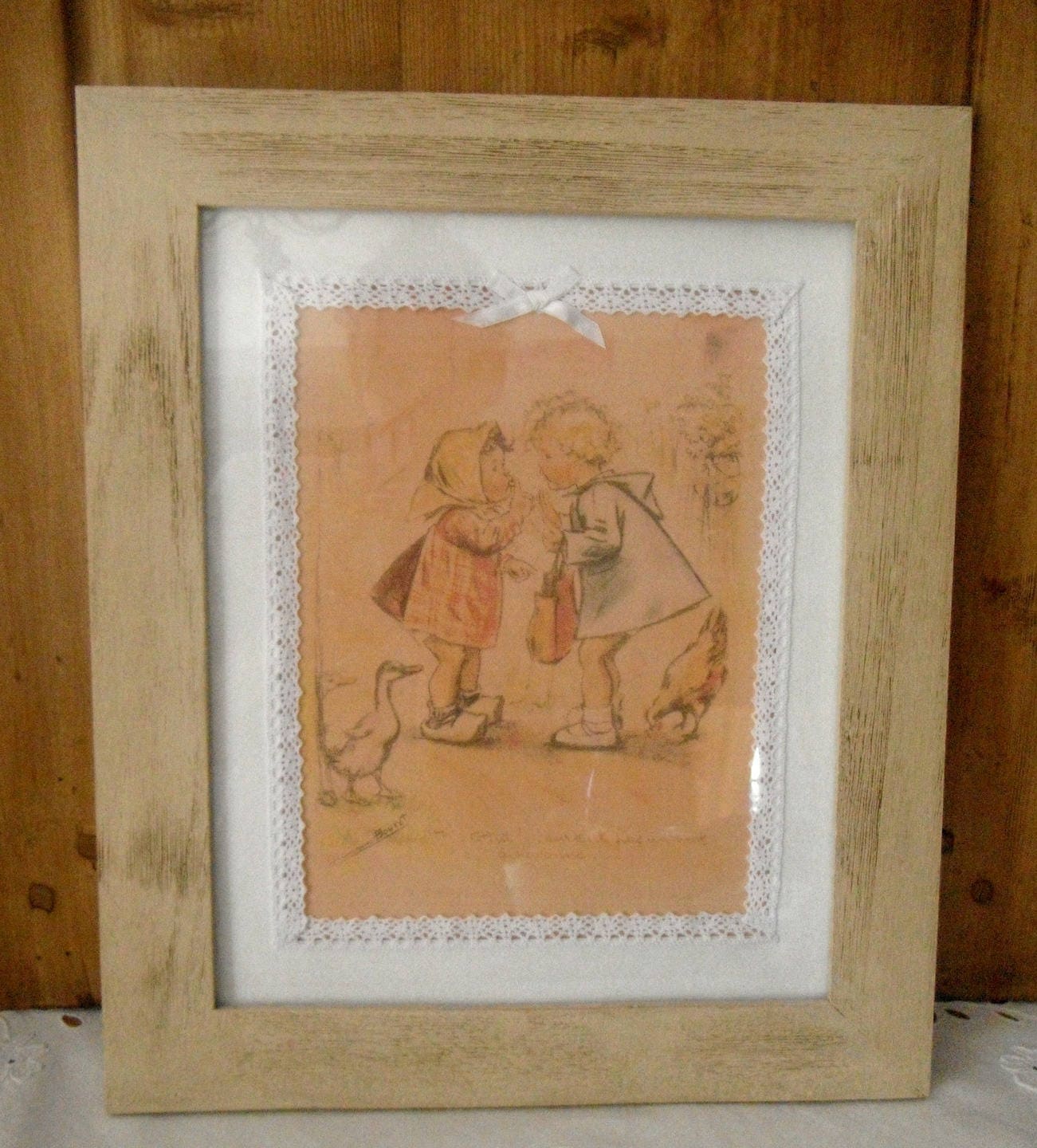 Cadre Patiné Couleur Argile - Illustration Fillette Des Années 30