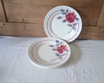 Set of 4 vintage flat plates / old plates Le Moulin des Loups / French vintage crockery / chic country kitchen