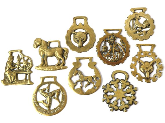 Brass horse buckles deals