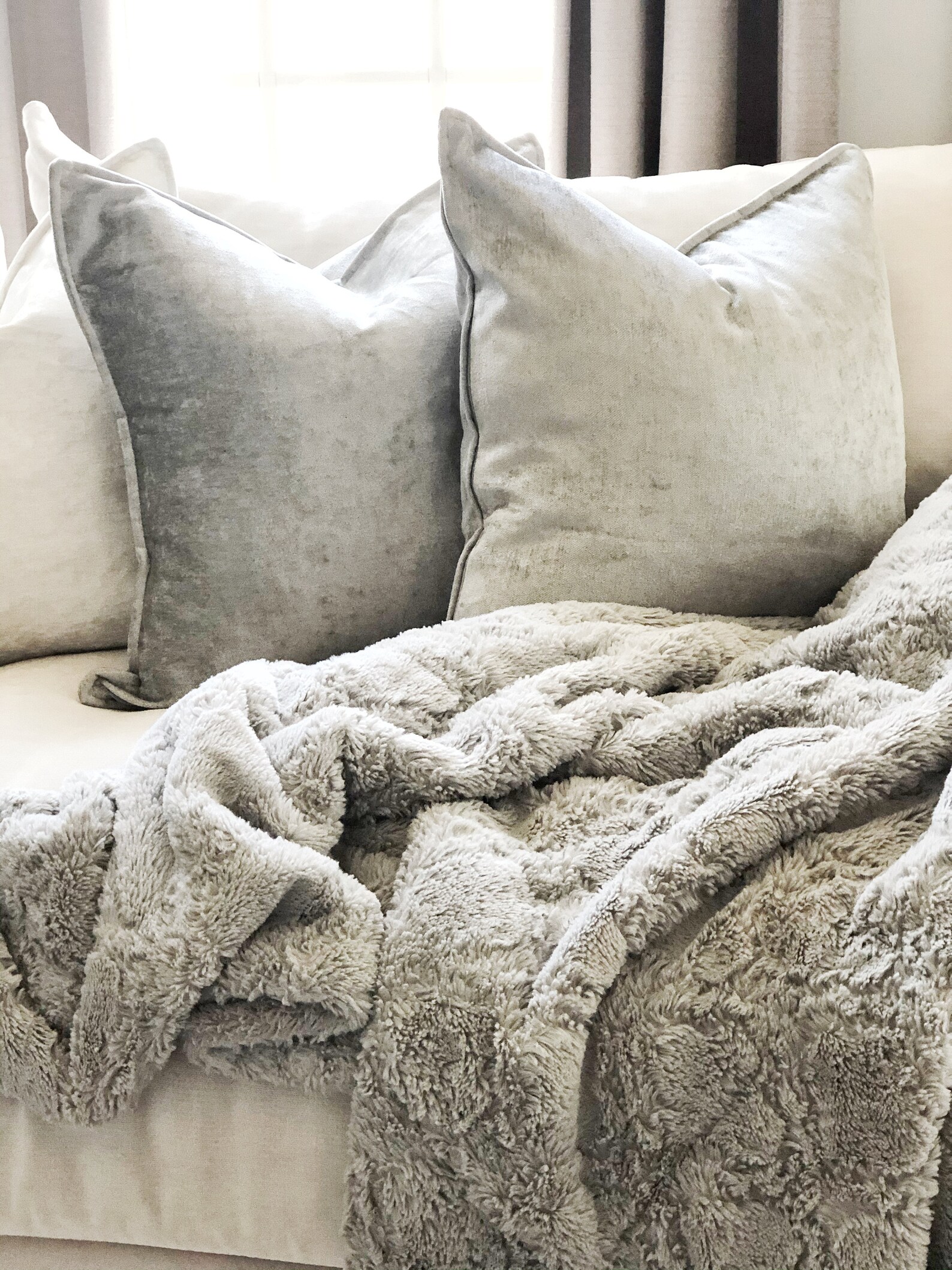 20 X 20 Decorative Crushed Velvet Throw Pillow Etsy