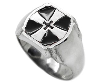 Crusader Knight Red Cross Mens Silver 925 Ring with Red Enamel