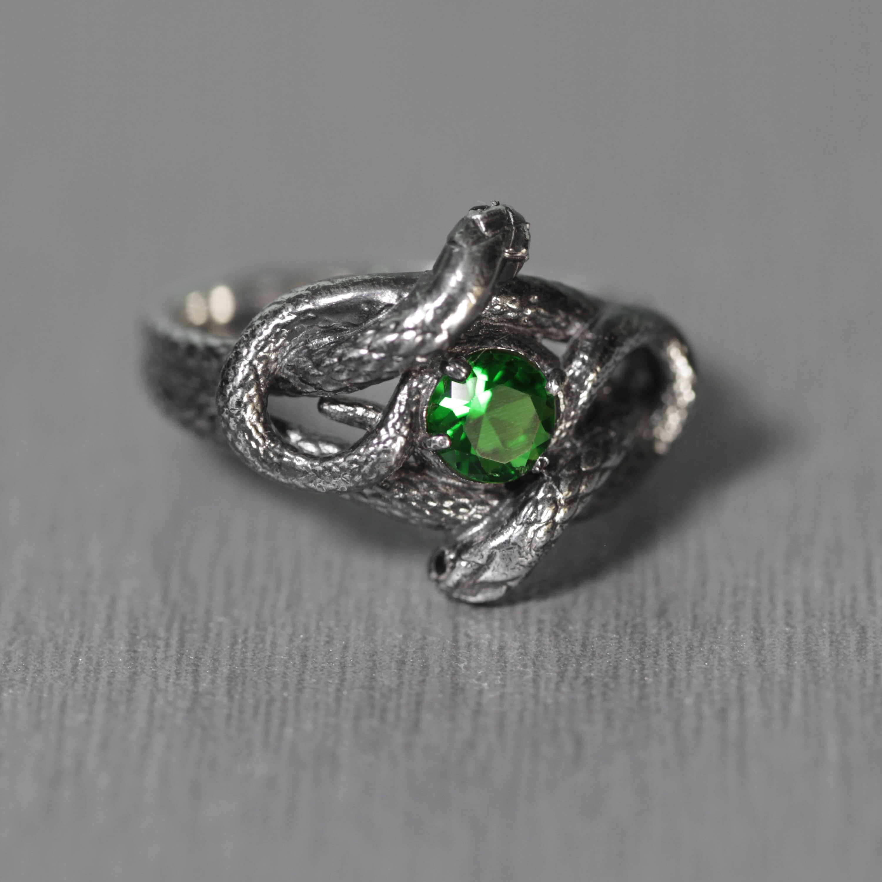 Two Serpents Snake Ring With Green Gemstone, Women Sterling Silver Ring ...