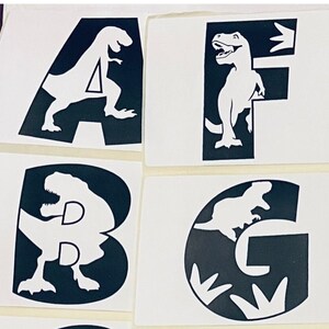Dinosaurier Sticker | Dinosaurier Alphabet Etiketten | Buchstaben Sticker | Buchstabenetiketten für Display | Partys | Kinderzimmer | Lernressource | Geschenk