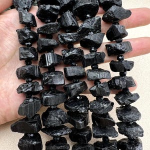 Perle di tormalina nera grezza, perle di tormalina grezza per collana, perle di pietre preziose naturali, GB2409051