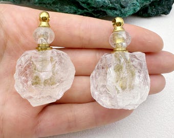Colgante de frasco de perfume de cuarzo transparente crudo, difusor de aceite esencial de cuarzo cristalino natural, dijes de joyería chapados en oro.