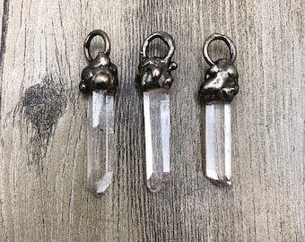 Soldered Clear Raw Quartz Pillar Point Necklace Pendants,Antique Copper Clear Crystal Quartz Pencil Point Necklace Charms, GP21091611