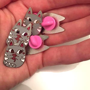 Cute Cat Enamel Pin Cute Pin, Pin Mignon, Brooch, Hard Enamel Pin, Cute Cat, Cat Pin, Pin Chat, Pin Chaton image 4
