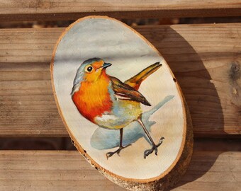 Robin Wood Slice Ornament . Red Bird Wall Hanging . Christmas Cottagecore Decor . Robin Painting . Bird Lovers Gigt . Robin Portrait Wood