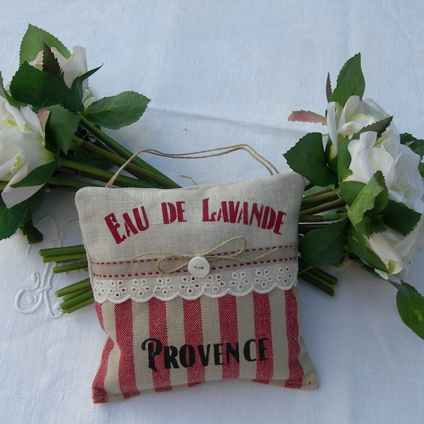 Coussinnet lavande de Provence toile à matelas rouge avec mots peints main.