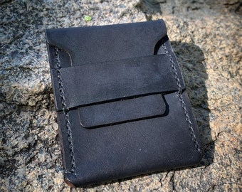 Folding Minimalist Card Sleeve