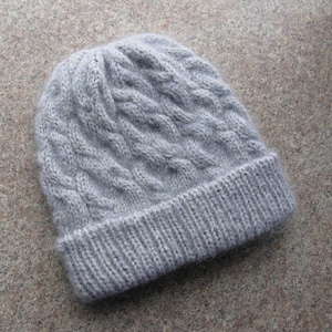 Winter Hat Knit Beanie Gray Wool Cable Hat Bulky Knit Hat Women&#39;s Warm Handmade Knitwear