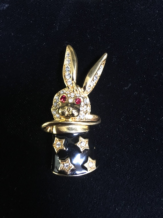KJL Magical Rabbit in Hat Pin Brooch