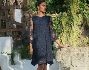 Stylish blue navy dress with floral lace and wonderful silk lining, three-quarter sleeve. Plus size available. Italian dress.