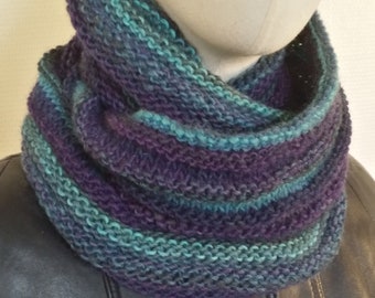 Hand knitted snood