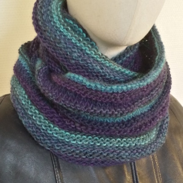 Hand knitted snood