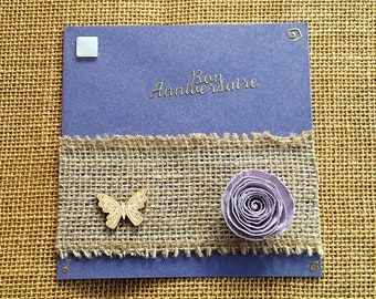 Carte carrée double "bon anniversaire" , coloris violet , décorée main + enveloppe assortie