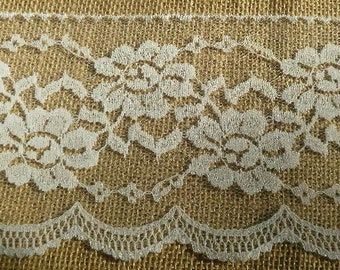 Polyester tulle lace, flower patterns, ecru color, width 12 cm