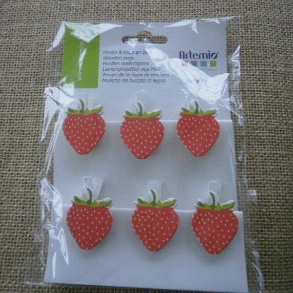 Sachet de 6 embellissements fraises sur pince en bois