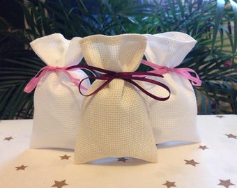 1 scented sachet ready to embroider cross stitch, 8 cm x 12 cm, aida fabric, linen, color of your choice