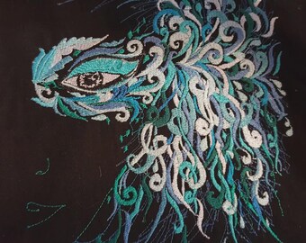 Pauwborduurontwerp, pauwen machineborduurwerk, pauwgezicht, machineborduurontwerp, pauw, gezicht, gezichten, vrouw, kunst, fantasievol