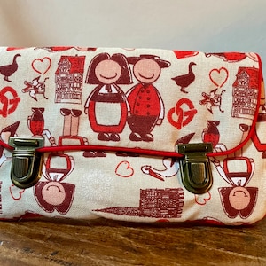 Pochette fermoirs catable – Élégance et Praticité aux Couleurs de l’Alsace !