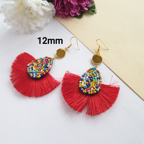 12mm gouden cabochon houder, basis oorbellen, hanger rode ventilator pompom, 1 paar