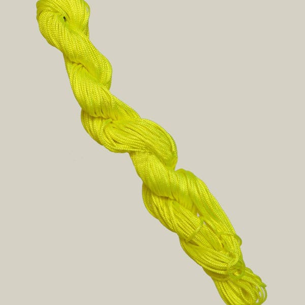 1 écheveau de 24 mètres de fil nylon cordon tressé 1mm jaune fluo
