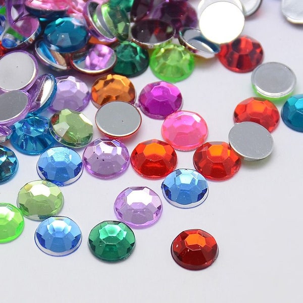 Sachet de 50 perles cabochons a facettes à coller acrylique  multicolore 8x2,5mm