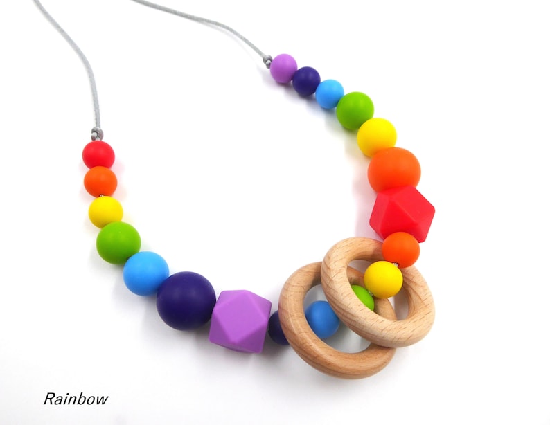 Fiddle necklace Necklace for mom Fiddle jewelry New mum necklace Silicone necklace with wood rings Silicone nursing necklace