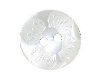 White fancy button (11 or 15mm)