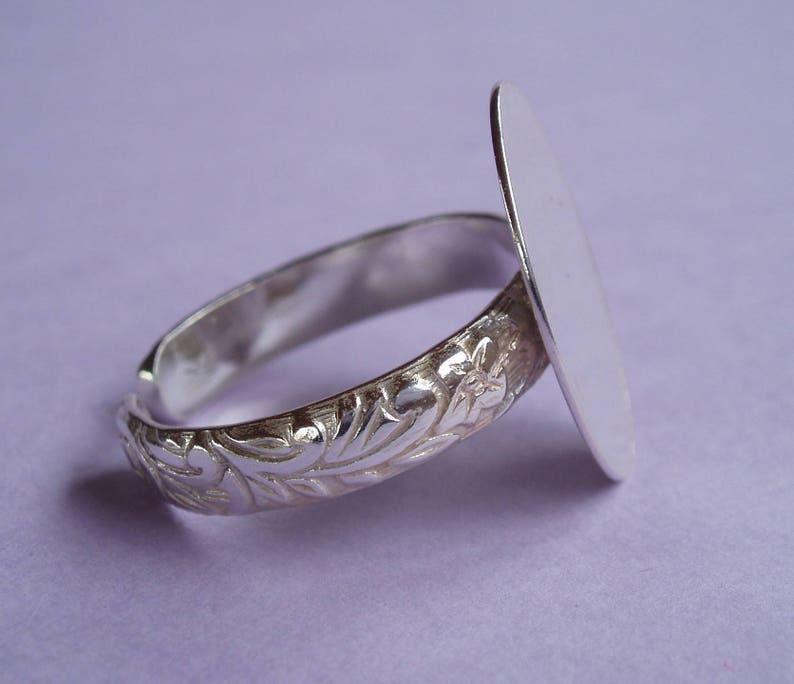 Support de bague en argent massif, motif feuilles, plateau plat oval 18 mm x 13 mm image 2