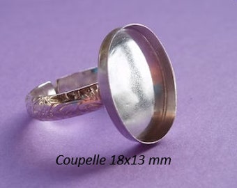 Ringhouder in massief zilver, bladmotief, ovale beker 18 mm x 13 mm