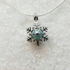 Silver Plated Snowflake Pearl Cage Pendant with 20 inch Sterling Silver Snake Chain (Pearls NOT Included)