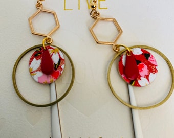 Boucles d'oreilles pendentifs rouges et blanches