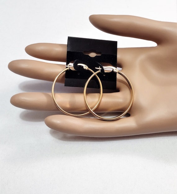 1 3/8" Shell Imprinted Hoops Pierced Post Earring… - image 10